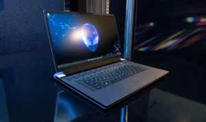 Alienware x17 R2