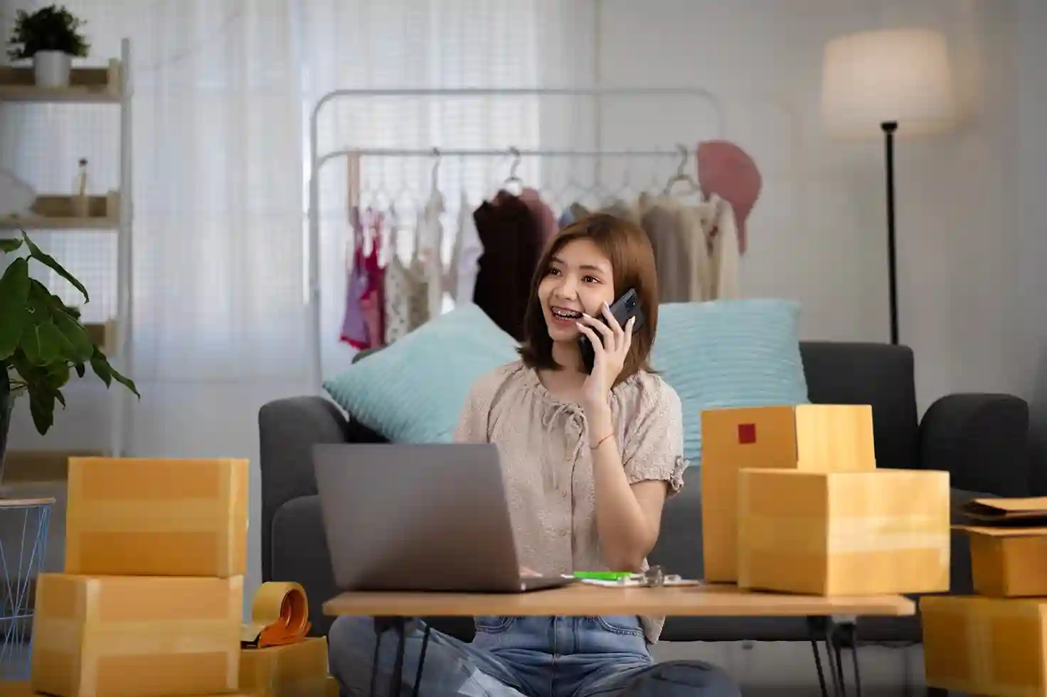 Bisnis Dropship dan Reseller Gen Z 2026 Cara Baru Anak Muda Membangun Usaha Tanpa Ribet