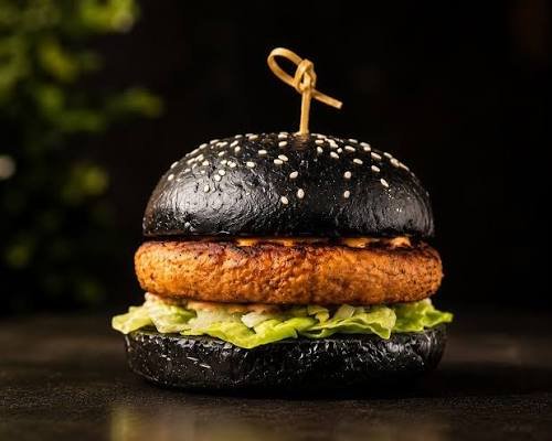 Black Burger Kekinian, Tampilan Unik Bisa Jadi Daya Tarik Jualan